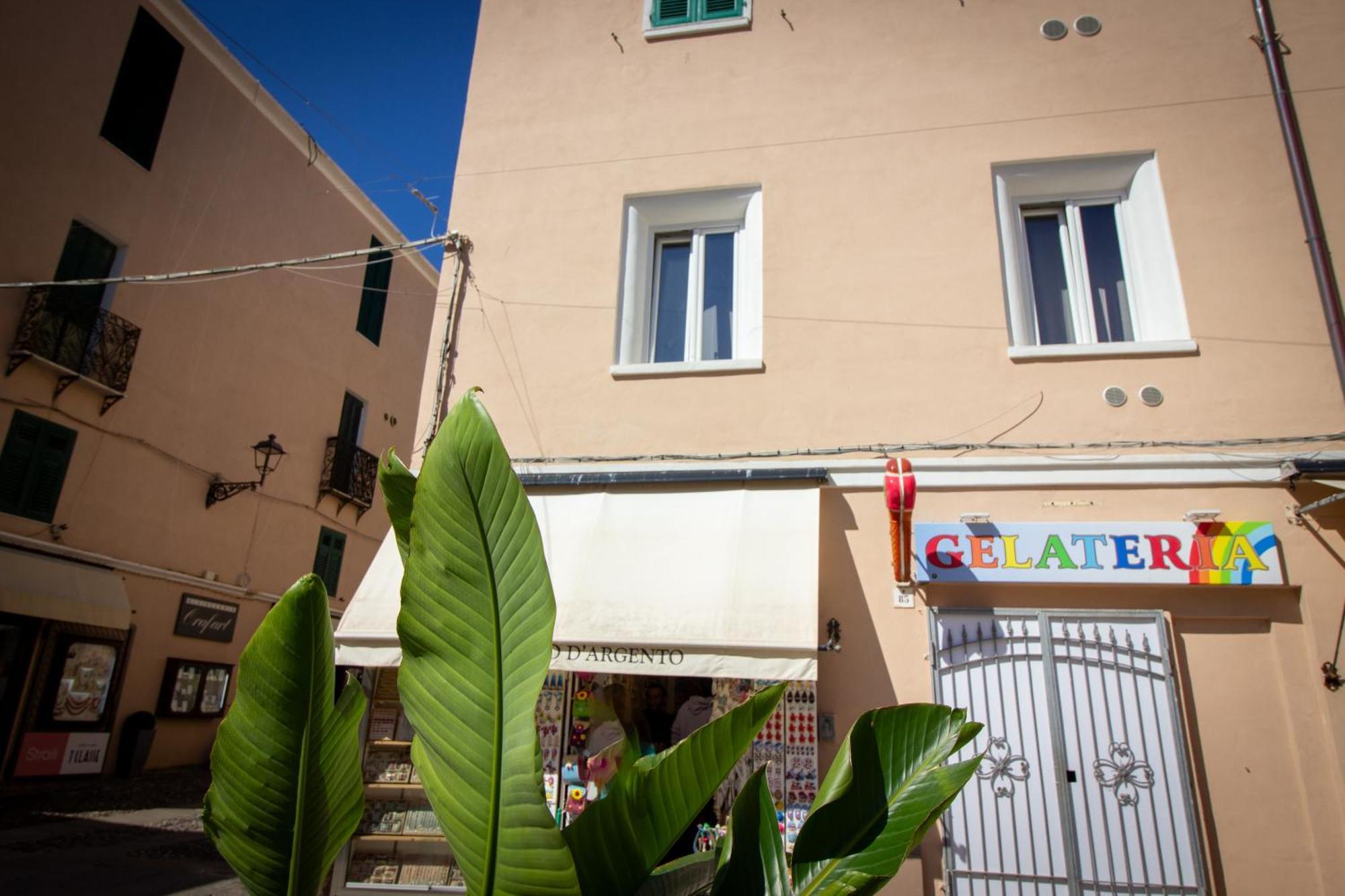 Alghero Appartamento In Centro Casa Ferret Kültér fotó
